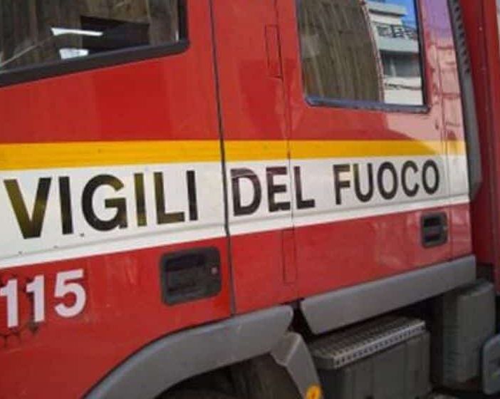Milano, bambini inalano vapori alla piscina Jacarandà, 28 intossicati in codice verde