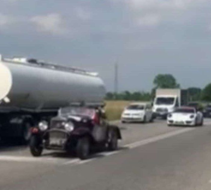 Boffalora sopra Ticino: ecco il passaggio della Mille Miglia in località Magnana