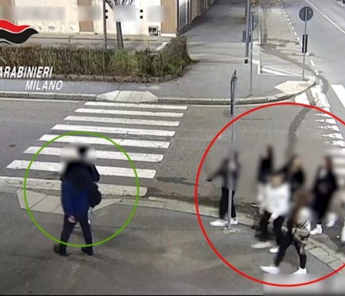 Milano, 31enne aggredito da ragazzine minorenni: due finiscono in carcere