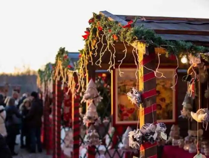 La magia del Natale accende Morimondo: da domenica 26 i mercatini (e tanto altro)