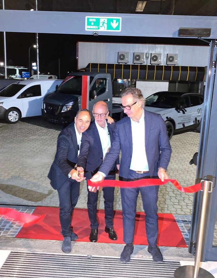 Nissan Riccardi inaugura il nuovo sito di Vigevano