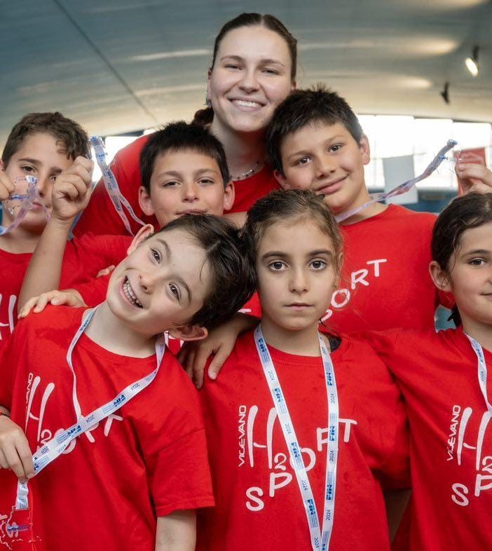 Vigevano: alla piscina Mondetti, la terza tappa di &quot;Nuota per un sorriso&quot; con 70 bambini iscritti