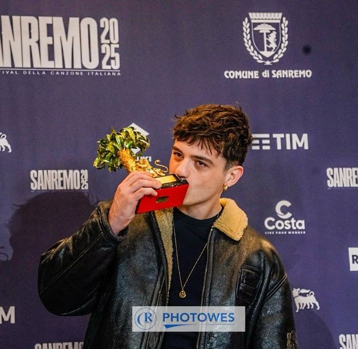 Olly, il giorno dopo la vittoria al Festival di Sanremo: &quot;Non mi aspettavo di vincere, scrivo canzoni per evadere dalla realtà&quot;