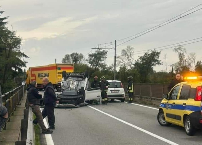 Incidente di Ozzero: bloccata per alcune ore anche la circolazione dei treni tra Vigevano ed Abbiategrasso
