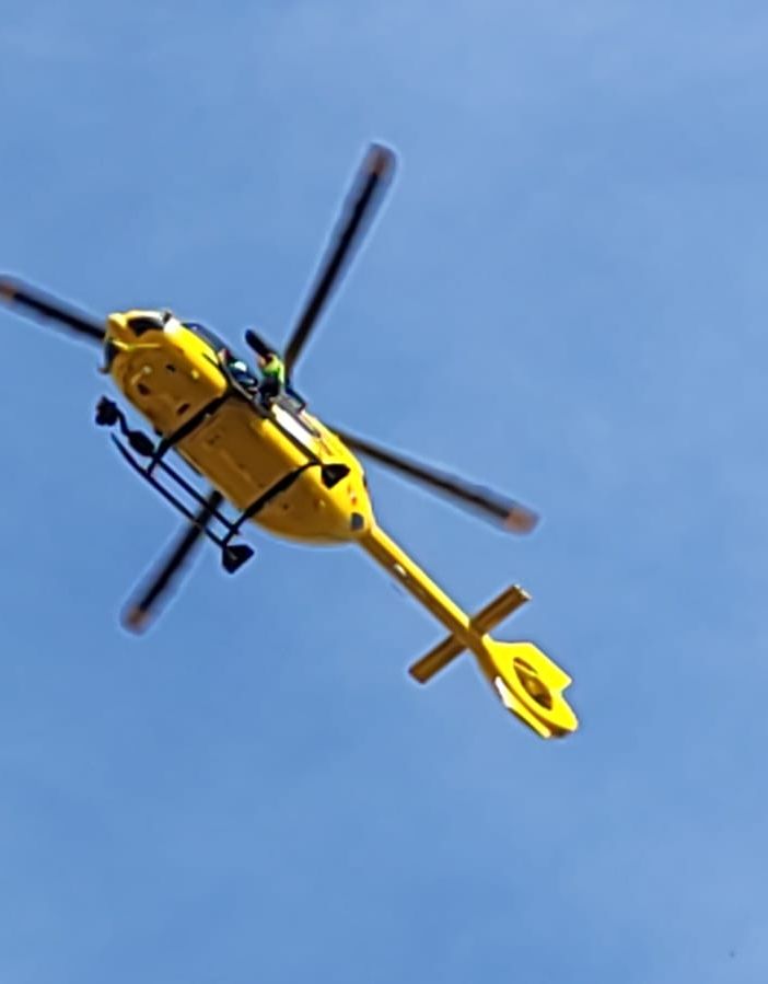Abbiategrasso: hanno 51 e 45 anni i due parà precipitati, uno in codice giallo e uno in codice rosso negli ospedali