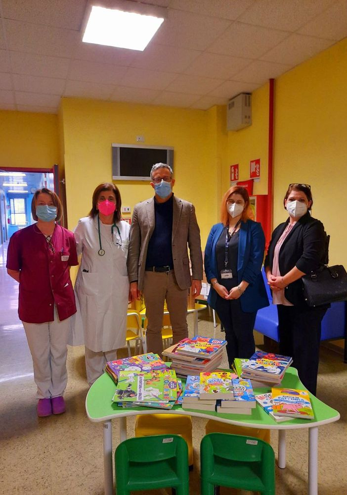 L’iniziativa: “Aiutaci a crescere, Regalaci un libro!” nella Pediatria dell’Ospedale Civile di Vigevano