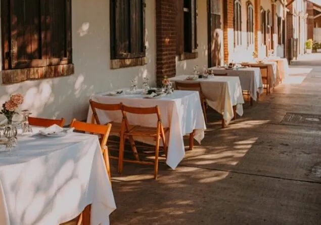 Magenta: mangiano all’agriturismo e se ne vanno senza pagare il conto