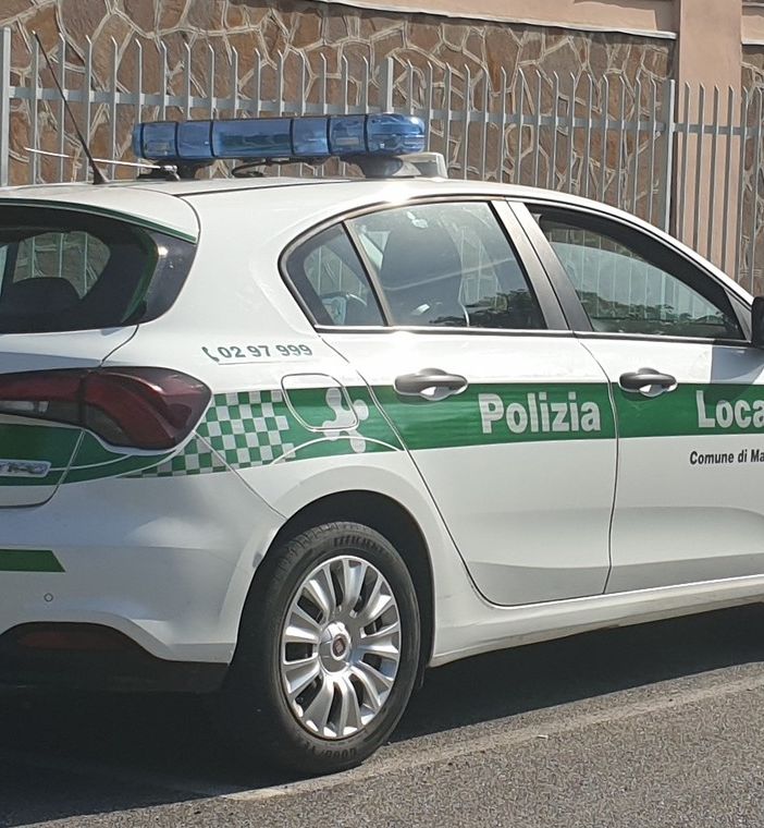 Magenta: infortunio per un artigiano al lavoro, finisce al San Carlo in codice giallo