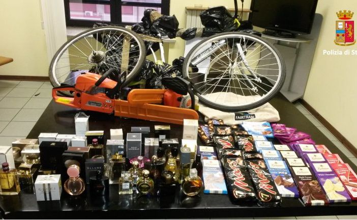 Droga e profumi per 600mila euro: indagato 52enne a Milano