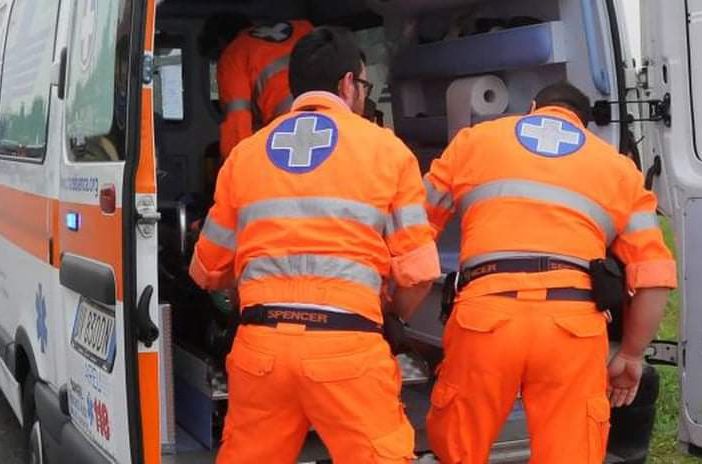 Inveruno: incidente sul lavoro, 50enne in ospedale