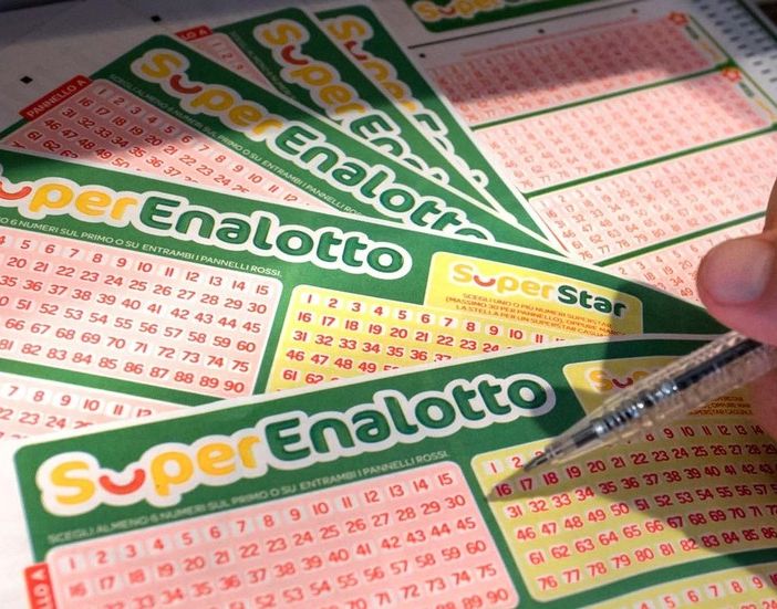 Mede: centrato un &quot;5&quot; da oltre 64mila euro al Superenalotto