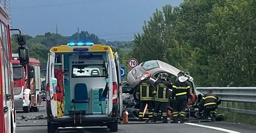 Magenta: gravissimo incidente sulla Boffalora Malpensa, auto finisce sopra un’altra