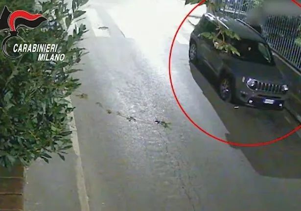 Settimo Milanese, associazione per delinquere finalizzata a furto e riciclaggio di auto: eseguite 10 ordinanze di custodia cautelare