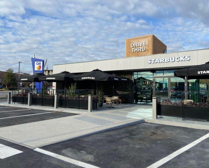 In Italia a Erbusco, all’interno di una stazione Q8, il primo Starbucks Drive Thru