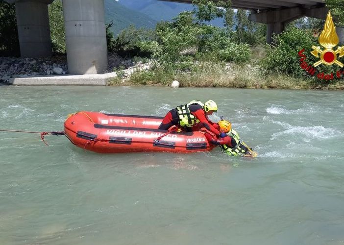 Tragedia nelle acque del Ticino, giovane muore annegato a Galliate