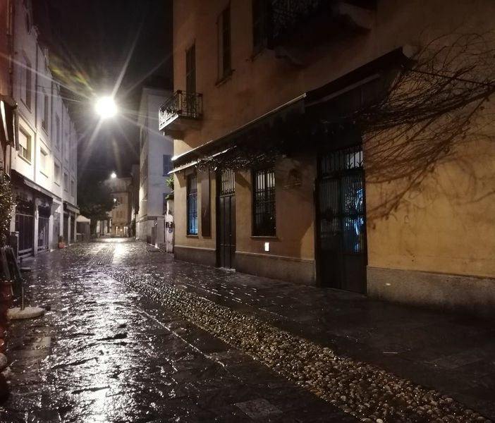 L'orario del coprifuoco potrà cambiare. Il governo pronto a valutare modifiche