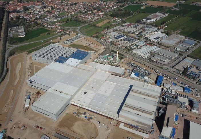 Giorni storici a Boffalora: Vetropack &quot;accende&quot; i forni, l’ex Saffa rivive
