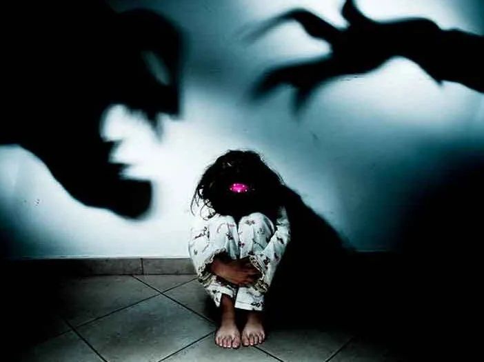 Violenze di gruppo su minori: arresti a Cislago e Desio