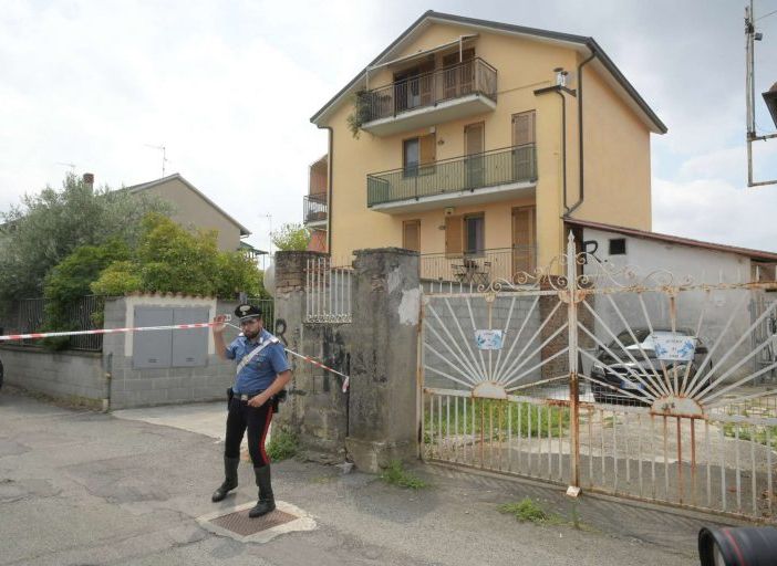 Voghera, bimbo strangolato: madre resta piantonata in ospedale