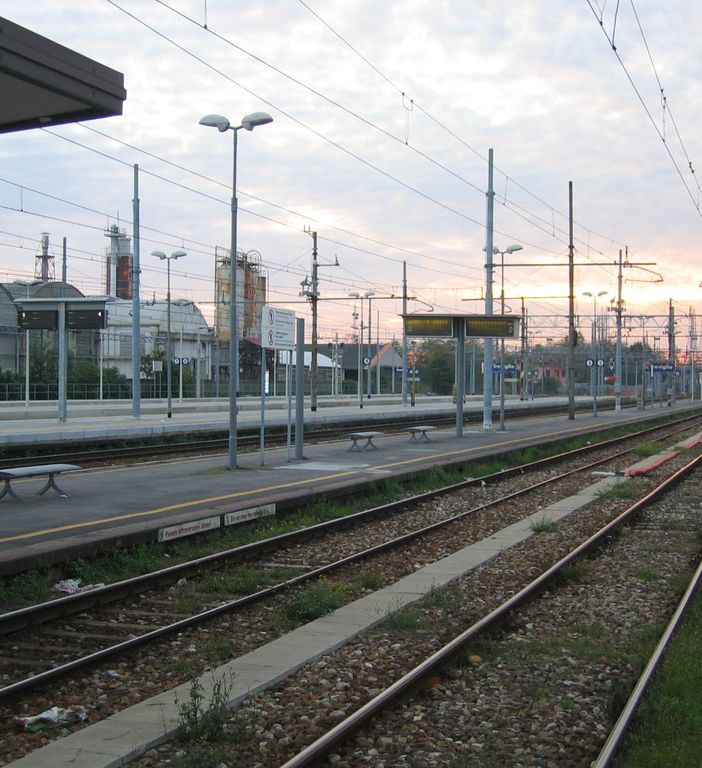 Vigevano: E' stata aperta la sala d'aspetto in stazione