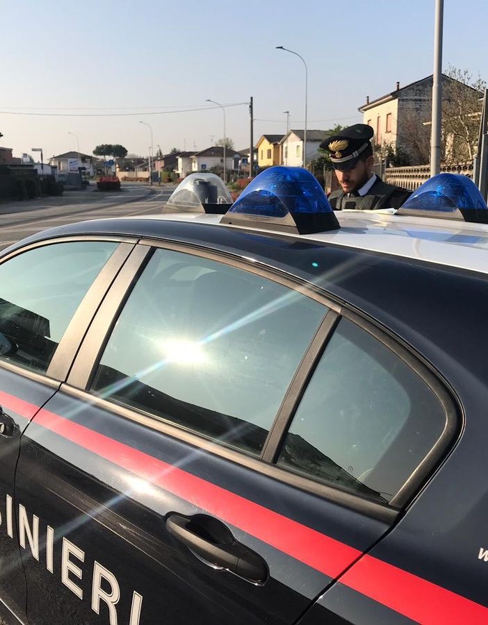 Garlasco: evade dai domiciliari e tenta di rapinare un anziano, arrestato un 24enne