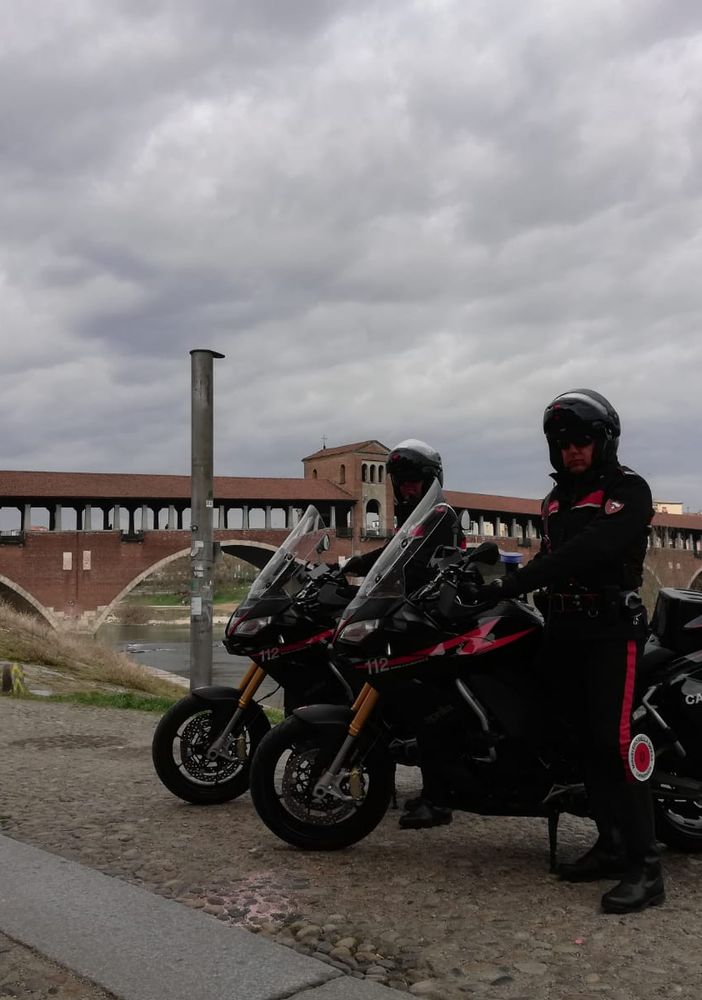 Arrivano le moto per il comando carabinieri di Pavia