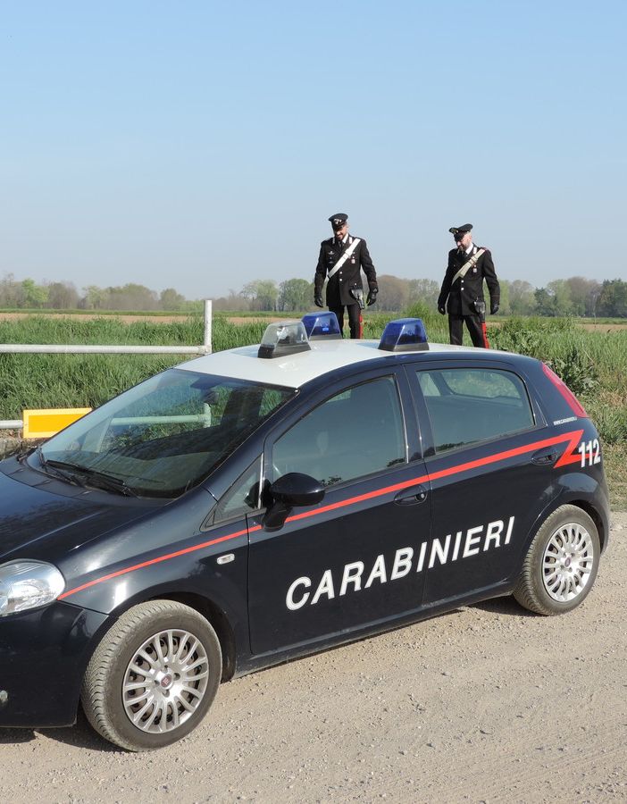 Arrestati due pusher marocchini nelle campagne pavesi