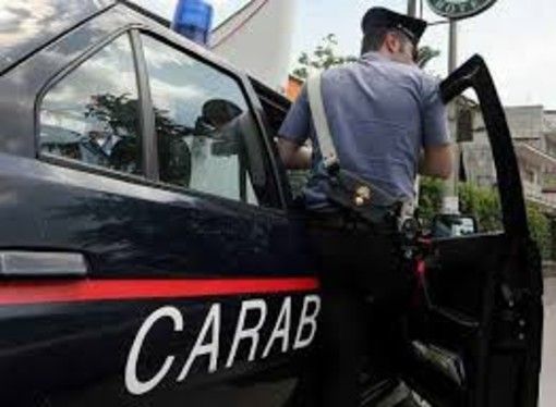 Vigevano: sorpreso a spacciare mentre i carabinieri lo stavano per arrestare, in manette un 33enne