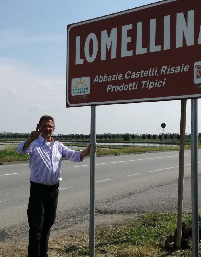 Vigevano, terra di Lomellina: adesso lo dice anche il cartello