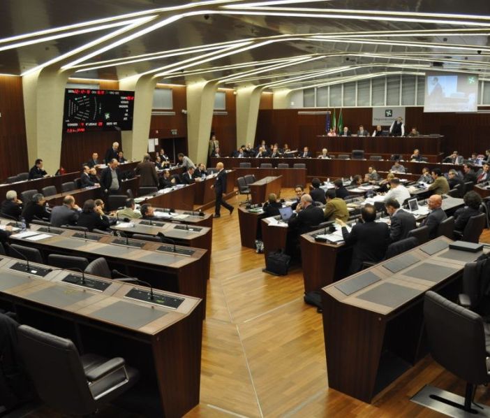 Mozione su cannabis terapeutica: via libera all’unanimità dal Consiglio regionale