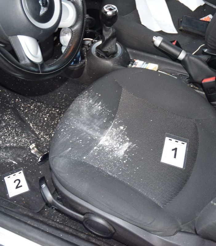 Pavese: fugge in auto con 3 grammi di cocaina, inseguito e arrestato un 45enne
