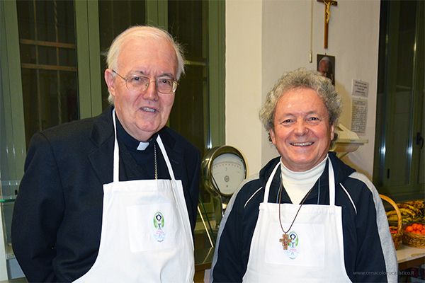 Pavia, chiesa gremita per le preghiere di intercessione di don Adriano Gennari