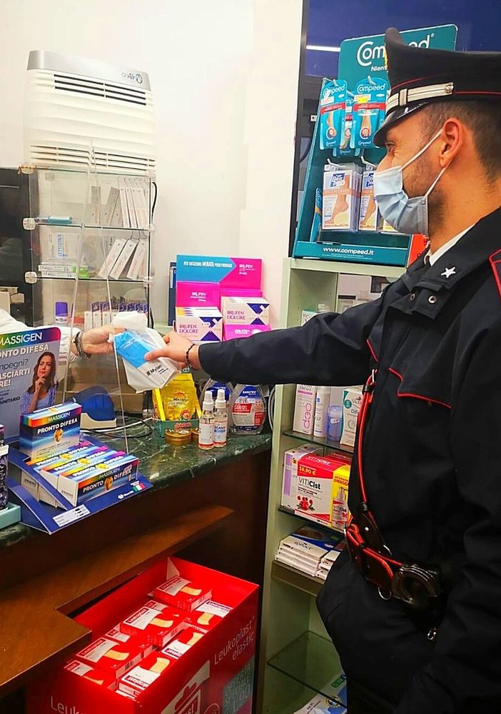Pavese: i Carabinieri ritirano farmaci per una coppia di coniugi in quarantena impossibilitati a uscire di casa