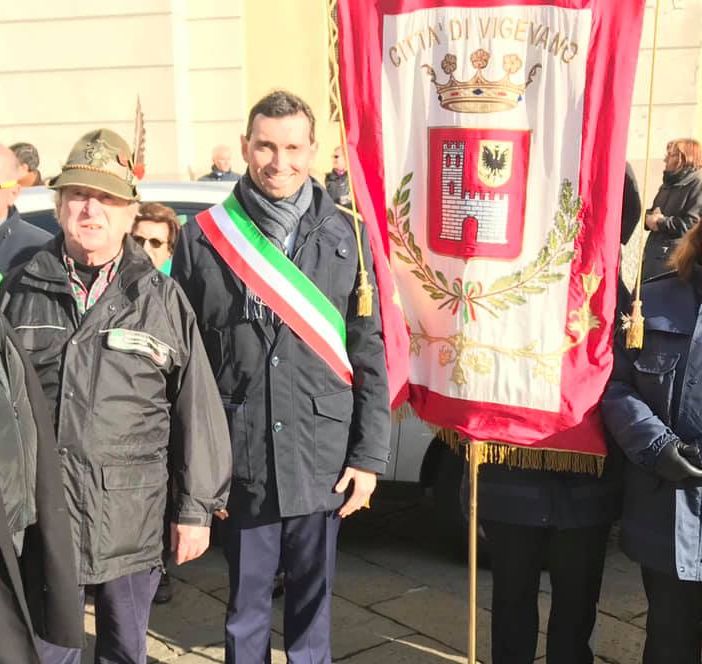 - FOTONOTIZIA - Milano: le celebrazioni dell'associazione nazionale Alpini