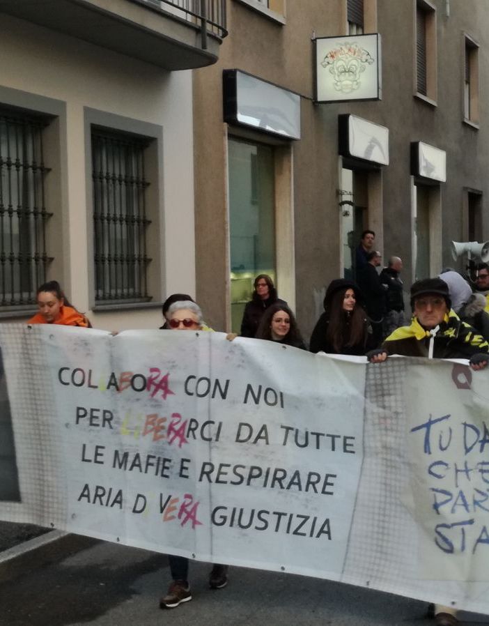 - FOTONOTIZIA - Vigevano: L'iniziativa di Libera-Presidio Giorgio Pedone in occasione della 23° Giornata della Memoria e dell'impegno in ricordo delle vittime innocenti delle mafie