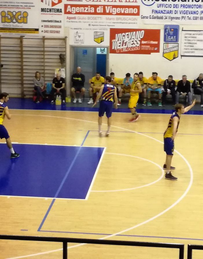 Basket C Gold, anche Mortara deve inchinarsi: Vigevano vince il derby 89-57
