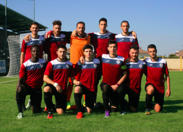 Calcio Promozione: Continua il testa a testa Ferrera-Varzi, tre punti d'oro per il Robbio, cade il Lomello
