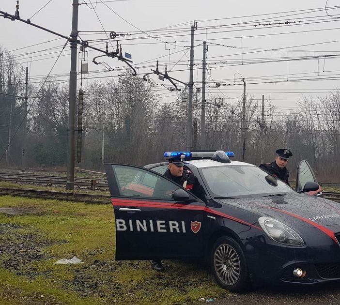 Voghera: violenza sessuale di gruppo e rapina in stazione, arrestate due persone