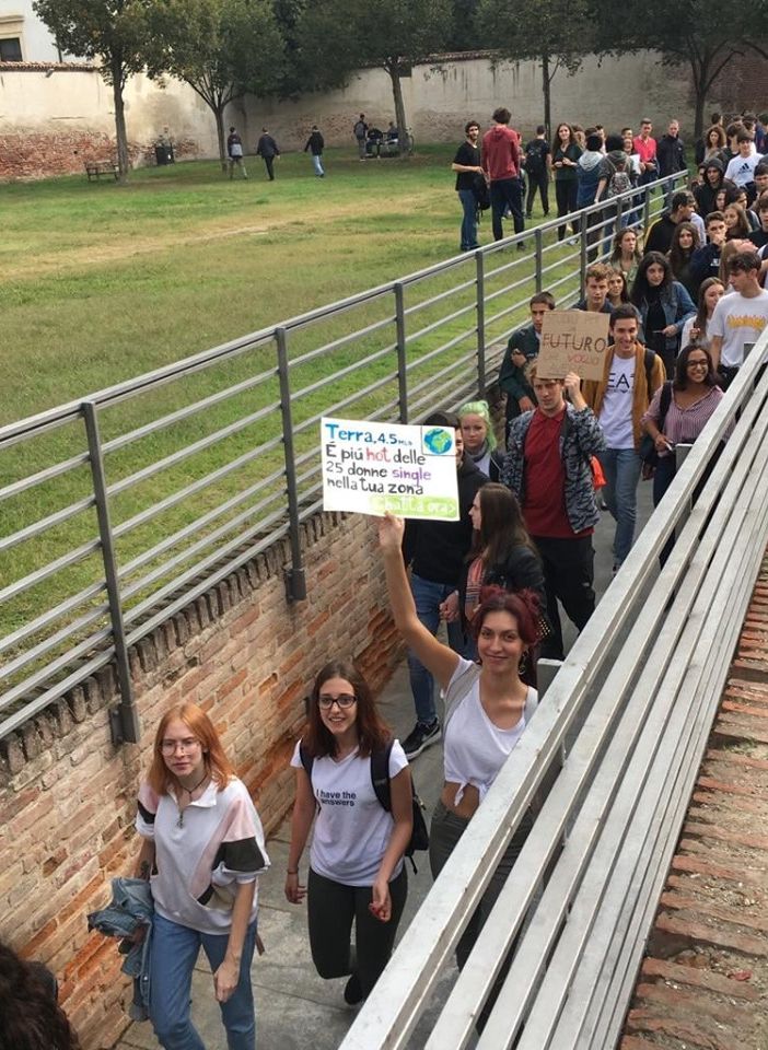 Fridays for future è sbarcata a Vigevano con oltre 2500 studenti