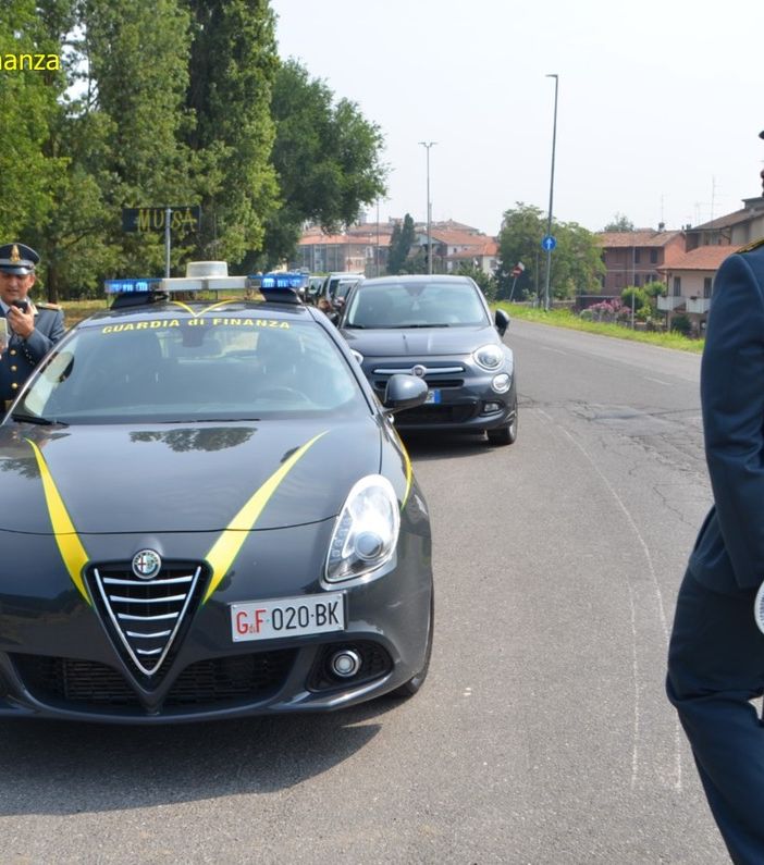 Pavia: la Guardia di Finanza smaschera un’attività di caporalato nel settore trasporto in ambulanza. Assenti le sanificazioni dei mezzi
