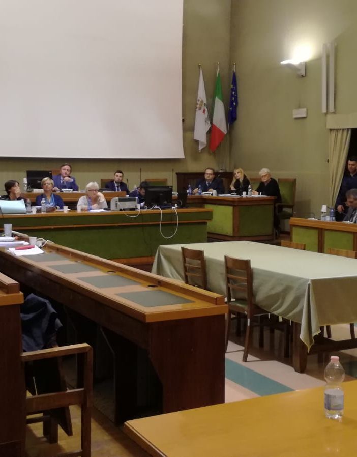 Vigevano, il Pd vuole un nuovo De Rodolfi ma costa 8 milioni