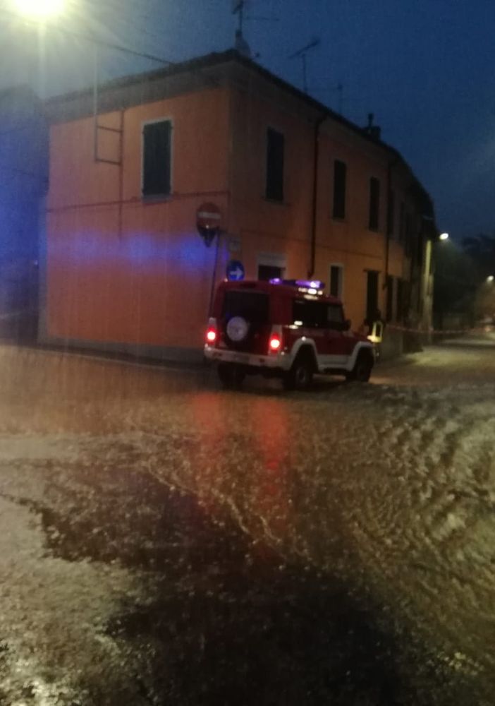 Oltrepò: Rivanazzano flagellata dal maltempo, 50 centimetri di acqua lungo le strade