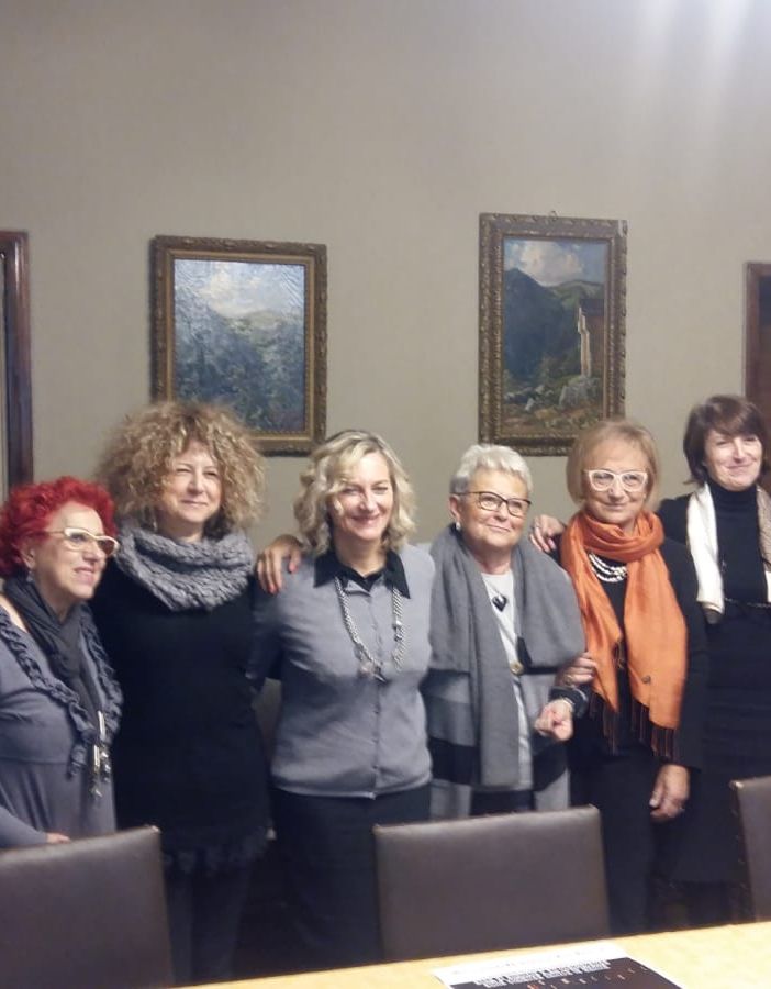 Vigevano, fiaccolata di solidarietà per dire stop alla violenza sulle donne