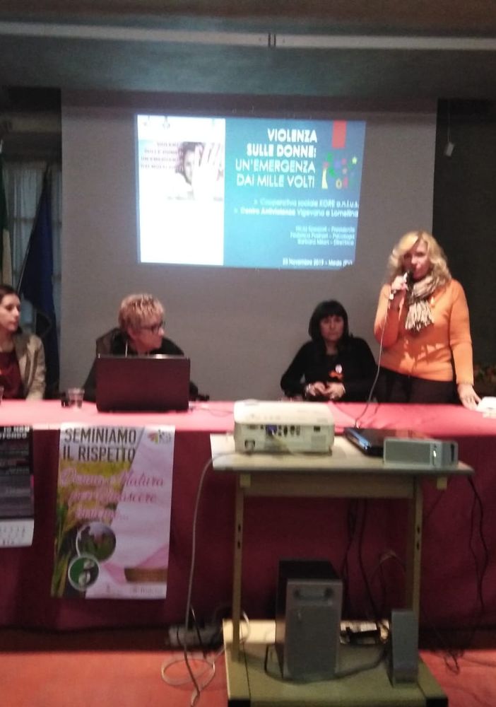 - (FOTONOTIZIA) - Mede: a castello Sangiuliani celebrata la Giornata contro la violenza sulle Donne