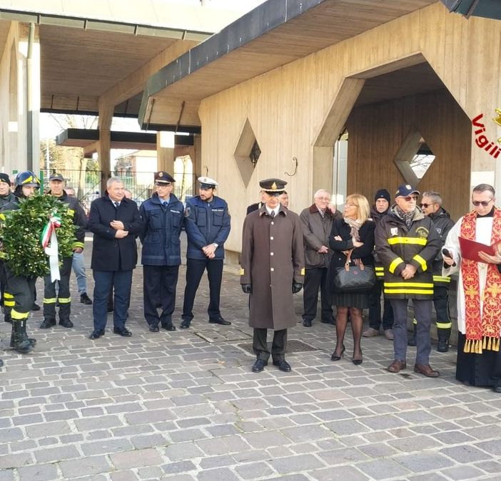 Pavia: celebrata la ricorrenza di Santa Barbara, protettrice dei Vigili del Fuoco