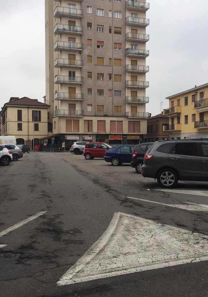 Mortara, posteggi strisce blu: già attivi una serie di benefici. Spiccano i 15 minuti di gratuità