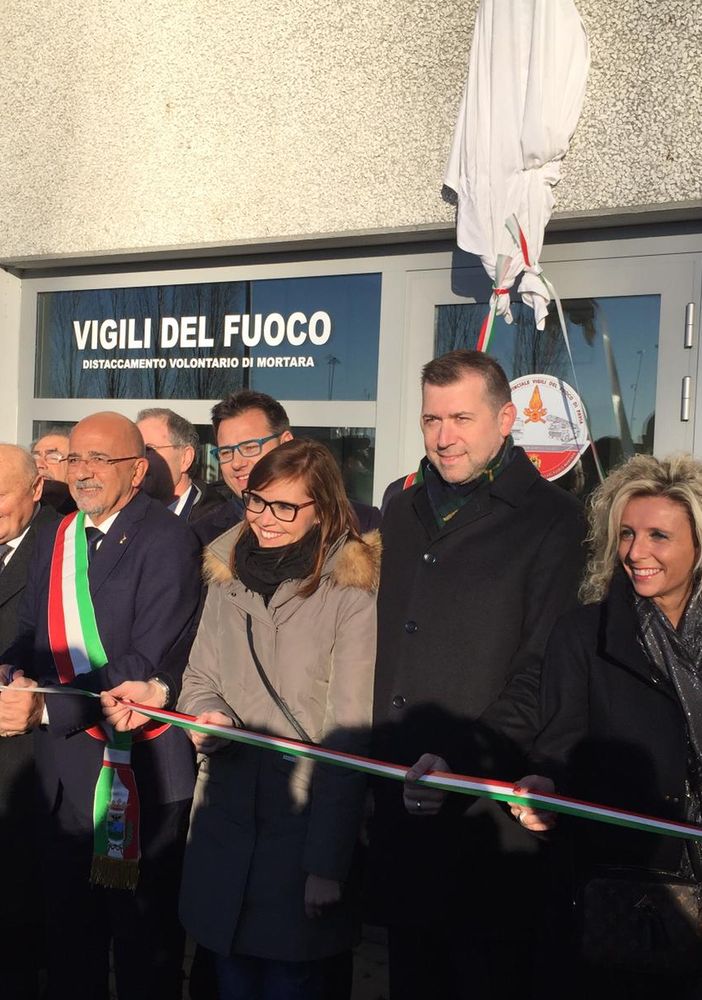 - (FOTOGALLERY) - Mortara: inaugurata la caserma dei vigili del fuoco al polo logistico