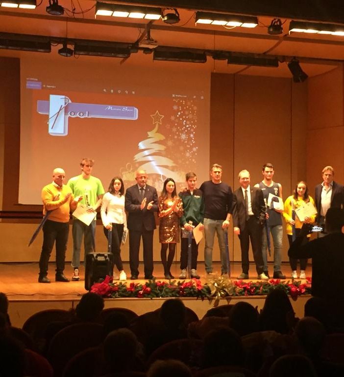 - FOTONOTIZIA - Mortara: Il medese Davide Morandi premiato con una borsa di studio dal Pool Mortara Sport