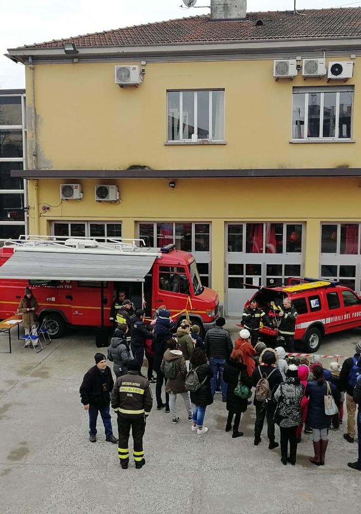 Pavia: i vigili del fuoco aprono le porte della caserma ai più piccoli