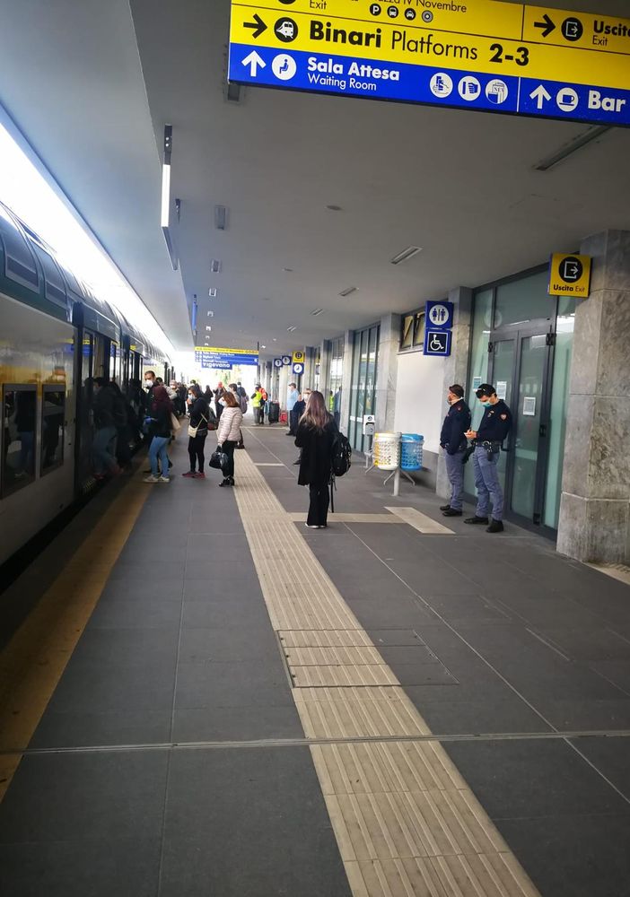 Trasporti ‘Fase 2’. La media dei viaggiatori sui treni è del 25%
